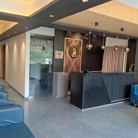 Hotel Suvarnam Residency Ahmednagar Luaran gambar