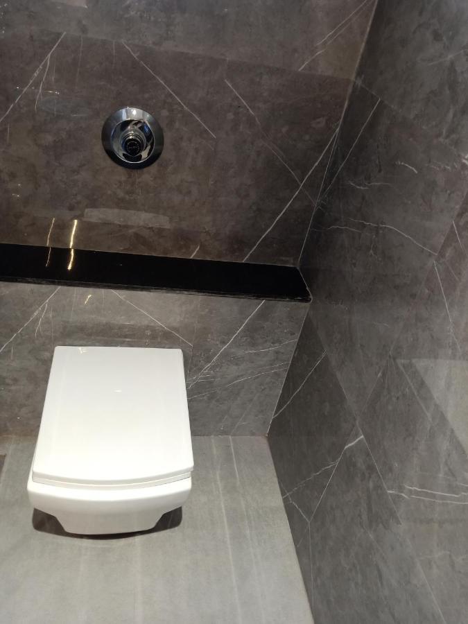 Hotel Suvarnam Residency Ahmednagar Luaran gambar
